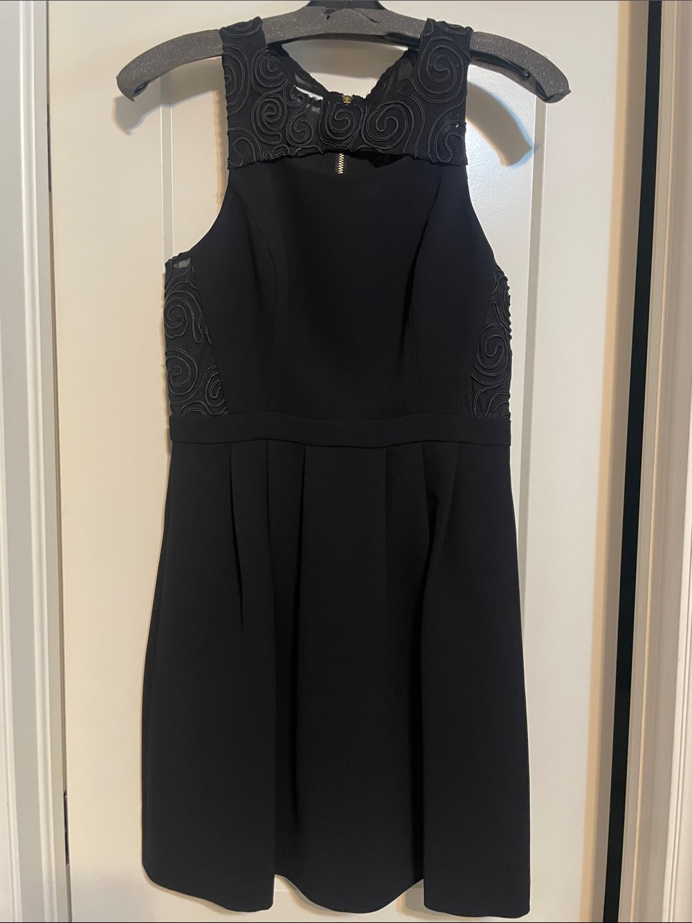 Black Sleeveless Mini Dress with Swirl Lace Yoke